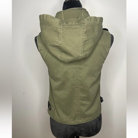 BDG Urban Outfitter’s Sleeveless Zip-Up Jacket: Size Small - Picture 2 of 6